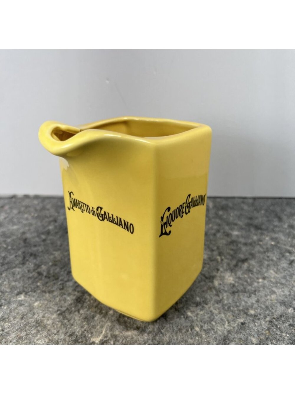 Liquore Sambuca Amaretto Galliano Yellow ceramic Pitcher Italian Pub Jug